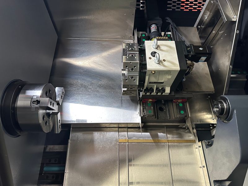Small Cnc Lathe With Live Tooling
